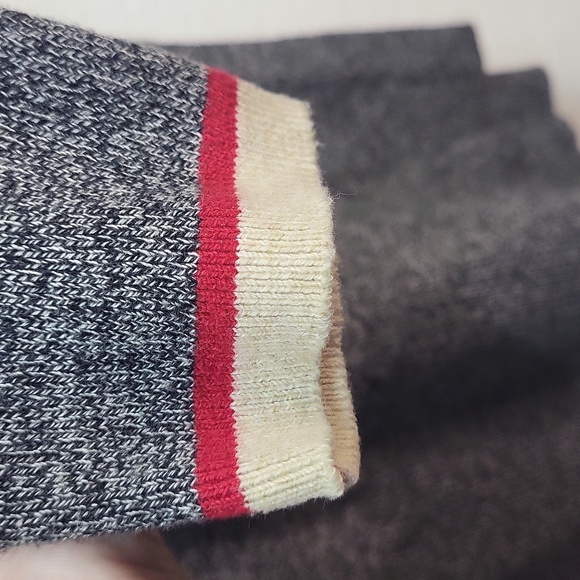 Roots Cabin Sweater - Picture 4 of 10